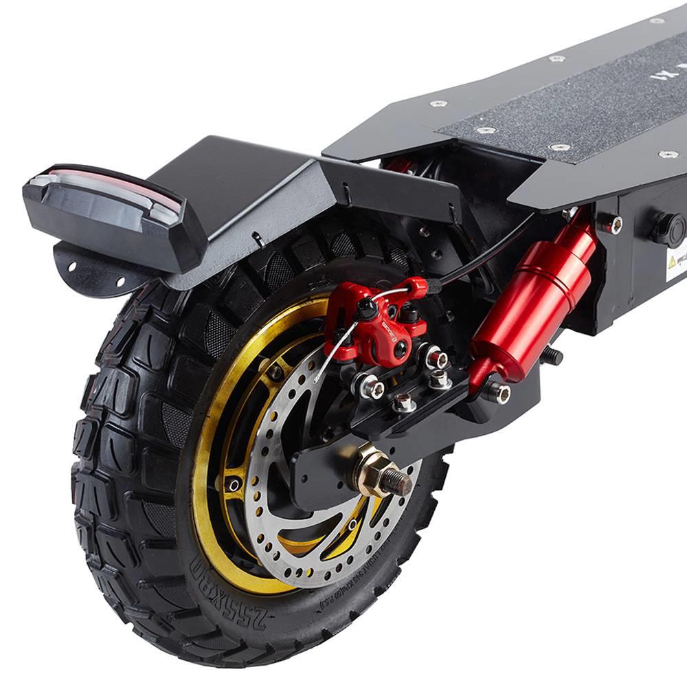 Image de la trottinette électrique Obarter X1 avec un zoom sur le moteur dans la roue arrière